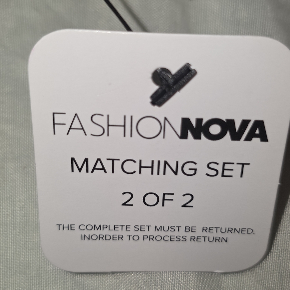Fashion Nova I'm A Flirt 2-Piece Orange Ruched Top Set Size M NWT - Picture 6 of 13